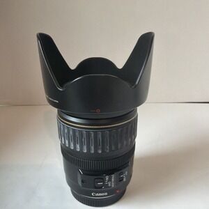 Canon EF 28-135mm f3.5-5.6 IS USM Macro Lens W/ EW-78BII